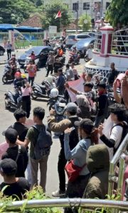 Massa Aksi Desak Wali Kota Bandar Lampung Tuntaskan Masalah Banjir