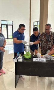 Musnahkan Barang Bukti Narkotika, Bukti Komitmen Kejari SBB Berantas Narkoba