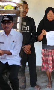 Cara Unik Pemdes Todoli, BPJS Gratis Diantar Langsung ke Rumah Warga