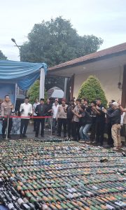 Polres Bogor Musnahkan 9.000 Botol Miras Hasil Operasi Akhir Tahun