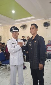 Camat Tajur Halang Resmi Lantik Yuda Irwansah Jadi PJS Kepala Desa Tonjong