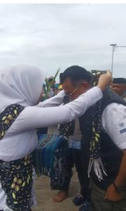 Dirjen Polpum Kemendagri Tiba di Bobong, Disambut Prosesi Adat