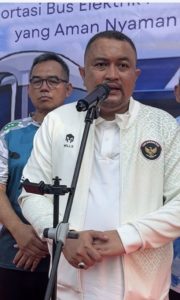 Rudy Susmanto Luncurkan Bus Listrik, Dorong Transportasi Publik Ramah Lingkungan