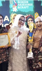 Memukau di Pusaka Karya Nusantara 2026, Batik Kabupaten Bogor Sabet Juara Favorit