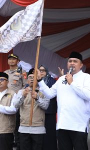 Rudy Susmanto Lepas 335 Jemaah Haji Kloter 24 Kabupaten Bogor ke Tanah Suci