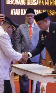 Perkuat Birokrasi, Bupati Bogor Rudy Susmanto Lantik 32 Pejabat Baru