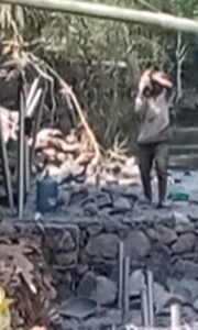 Misterius! Proyek Bronjong di Laladon Tanpa Identitas, FJP2 Minta UPTD Irigasi Buka Data ke Publik.